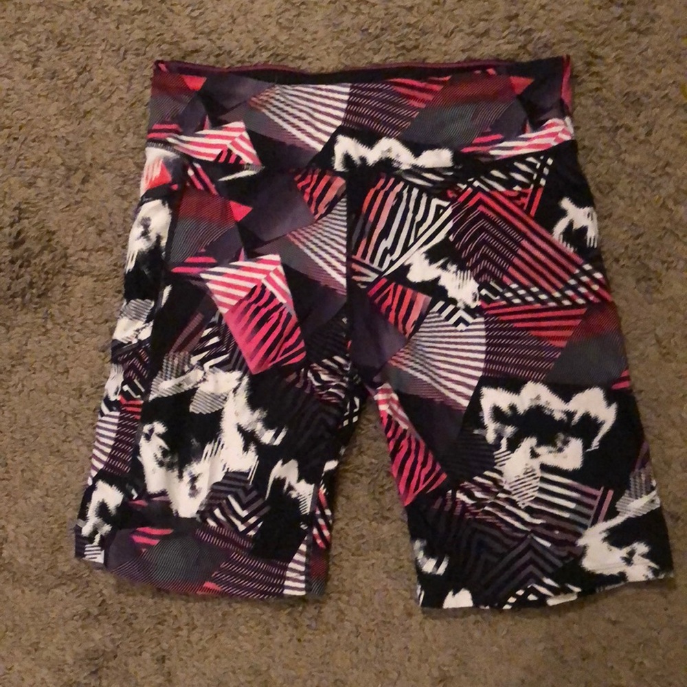 Calvin Klein athletic short leggings #calvinklein #athletic #women